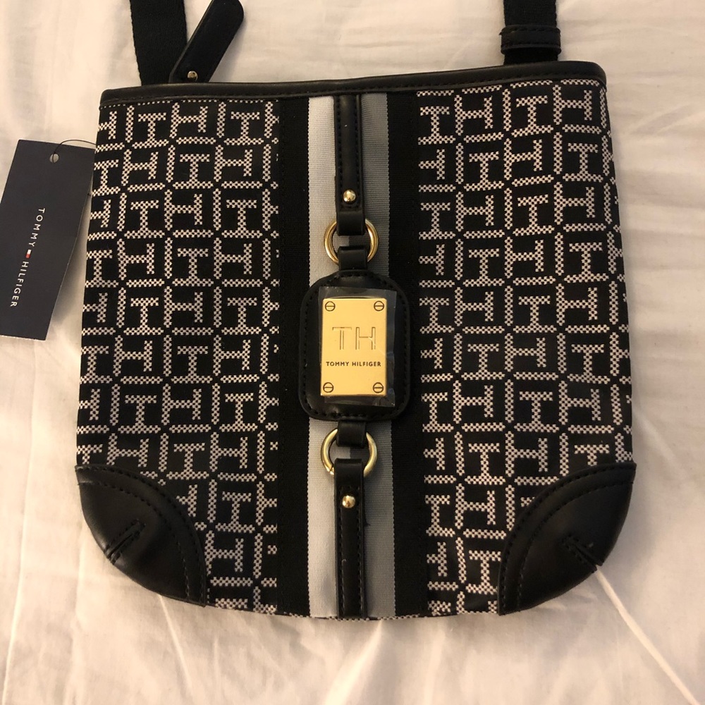 Tommy Hilfiger bag